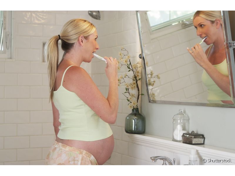 Sensibilidade nos dentes pode aumentar durante a gravidez. Entenda!
