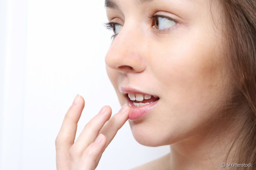 Herpes labial pode trazer problemas para a saúde bucal?