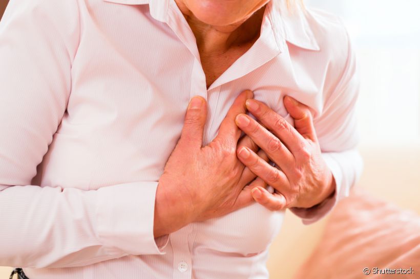 Gengiva inflamada pode aumentar chances de infarto