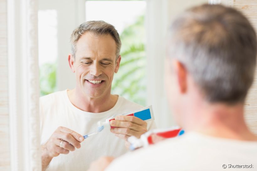 Uma boa higiene bucal previne doenças que afetam a gengiva