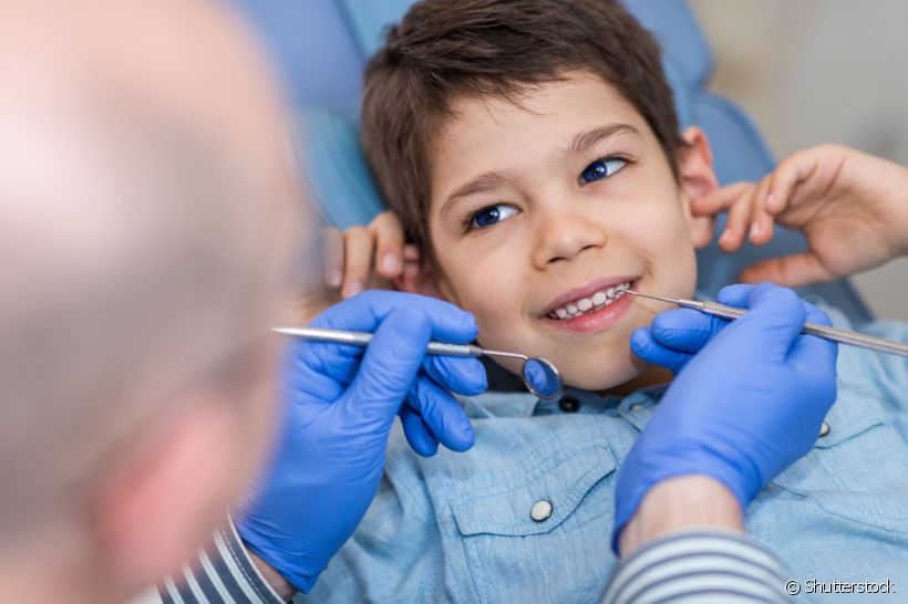 É possível realizar tratamento ortodôntico em dentes de leite?