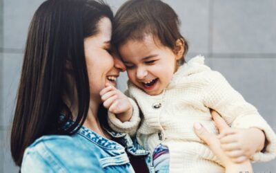 De mãe para filho: 4 cuidados bucais passados por gerações