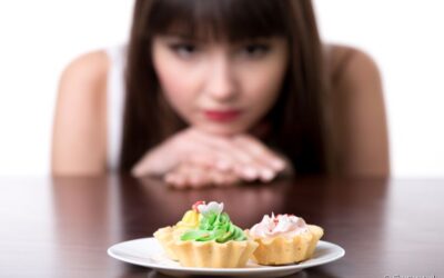 Dieta com restrição de açúcar diminui chances de surgir cárie?