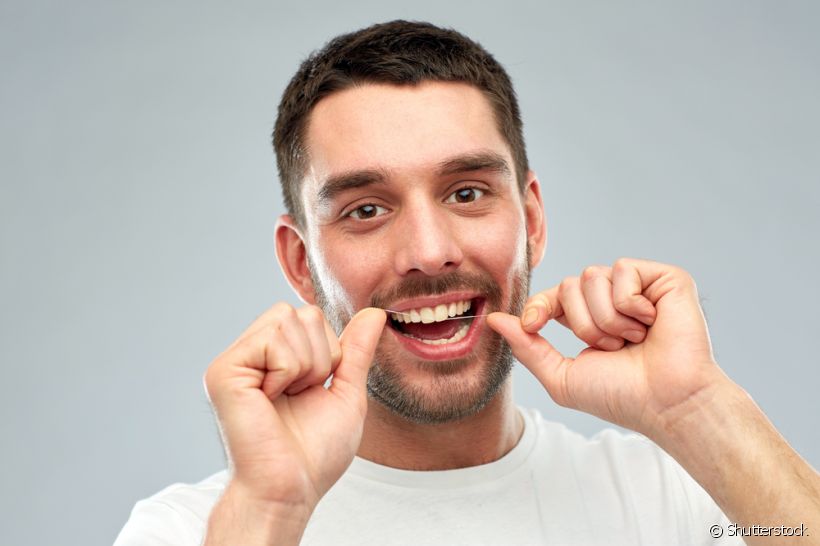 Uso incorreto do fio dental pode afetar a saúde bucal. Entenda!