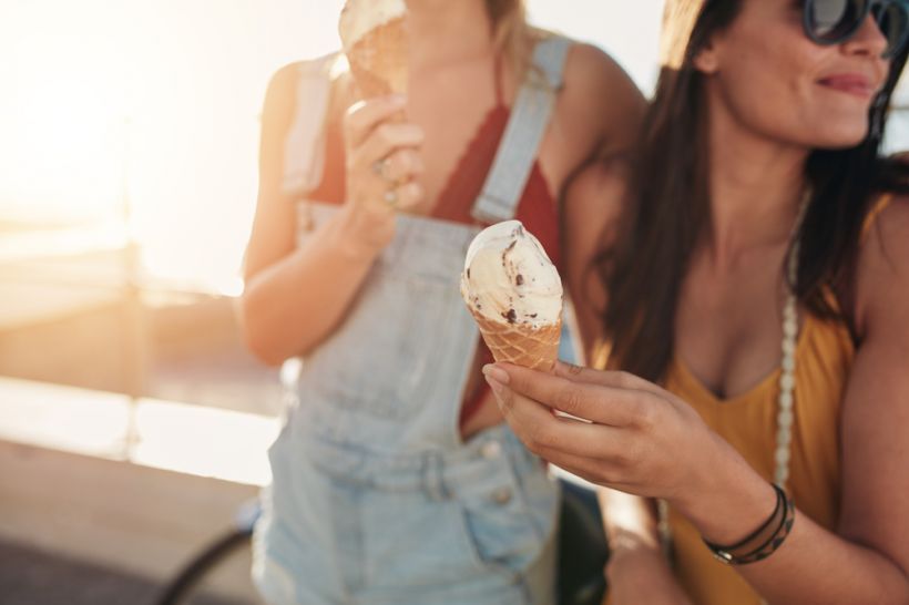 Dor ao ingerir alimentos gelados é cárie ou sensibilidade dentária?