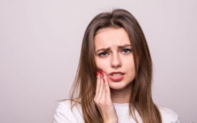 É possível reimplantar um dente perdido? Quais os cuidados ?
