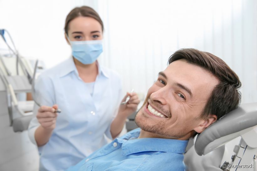 Prótese dentária parcial removível ou de grampo: qual escolher?