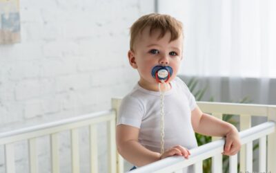 Chupetas e mamadeiras podem causar diastema nos dentes incisivos?