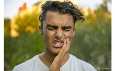 Mandíbula deslocada pode prejudicar a posição dos dentes?