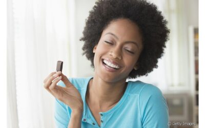 Dentes brancos na páscoa: posso comer chocolate durante o tratamento de clareamento dental?