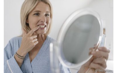 Por que os dentes escurecem? Dentista explica os motivos