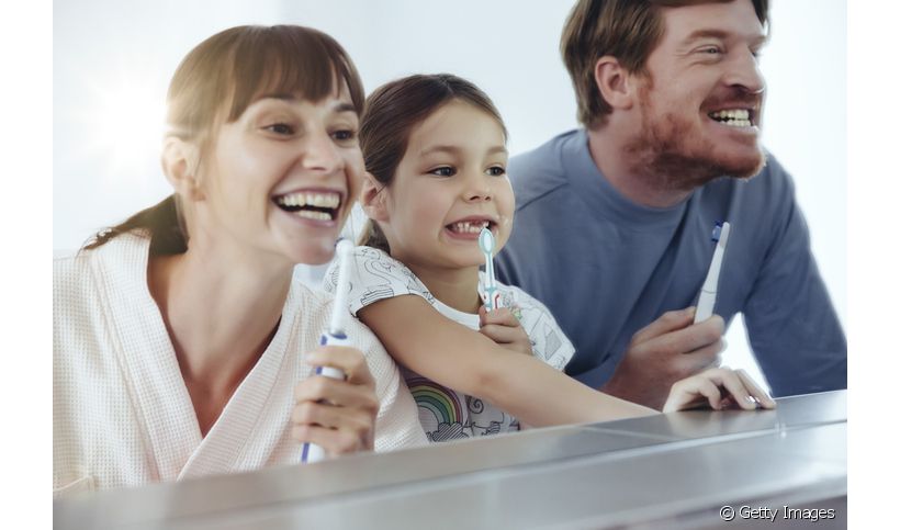 Alimentação noturna aumenta as chances de cáries nas crianças?