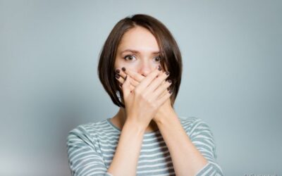 Conheça as maiores causas, mitos e formas de evitar o mau hálito
