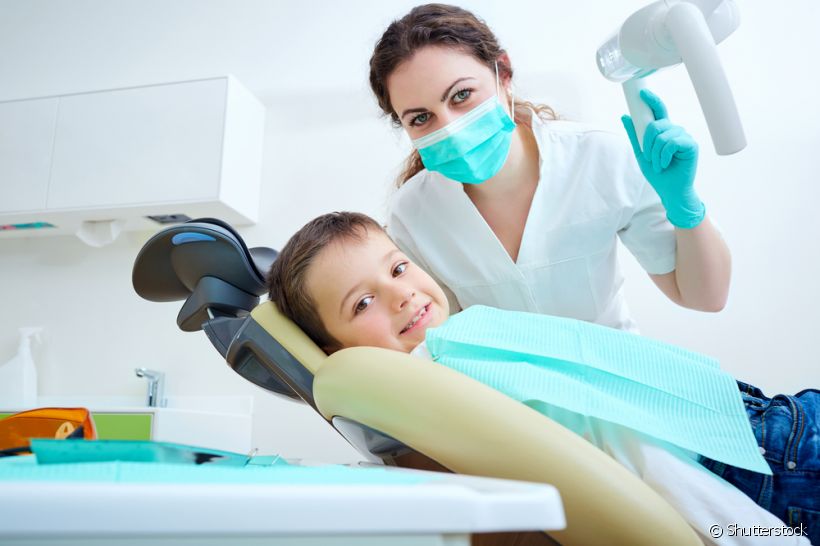 Até que idade o odontopediatra atende crianças?