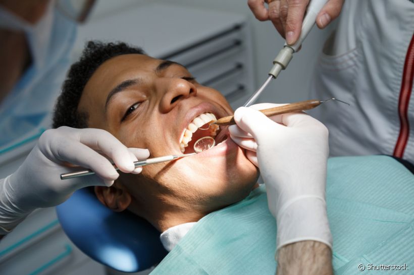 Erosão dentária: o que é, como identificar, causas e tratamento