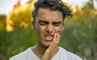 Afta no céu da boca: o que é? Quais as causas? Como tratar essa lesão?