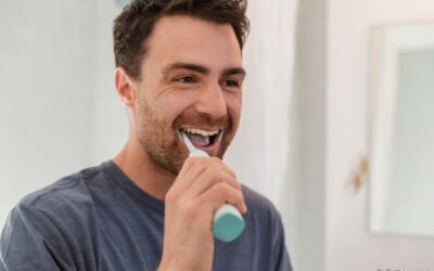 Escova de dentes elétrica ajuda no tratamento da gengivite?