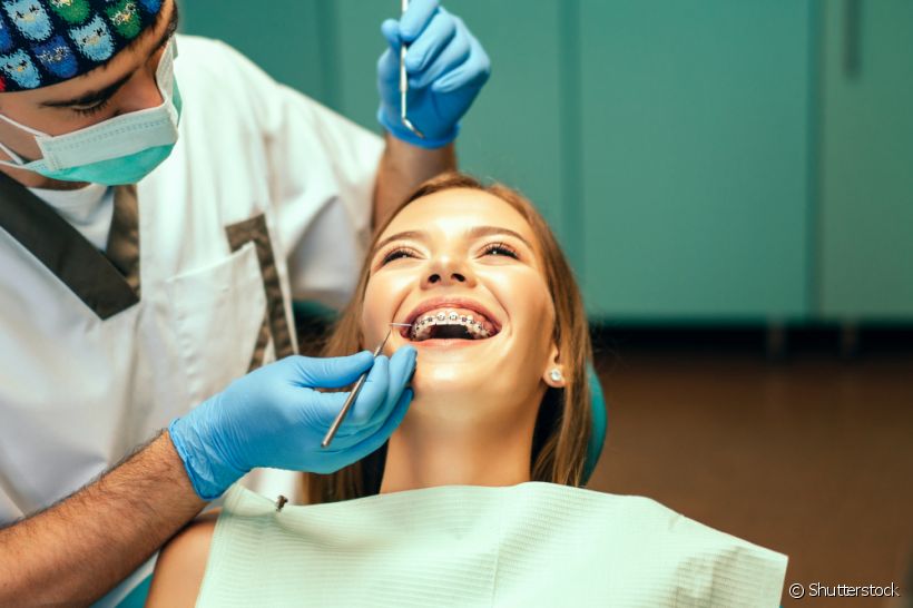 Posso fazer clareamento dental durante o tratamento ortodôntico?