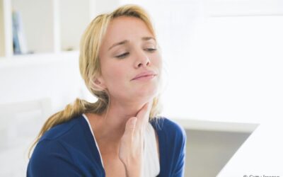 Dor de garganta e nariz entupido: entenda a relação desses sintomas com a saúde bucal