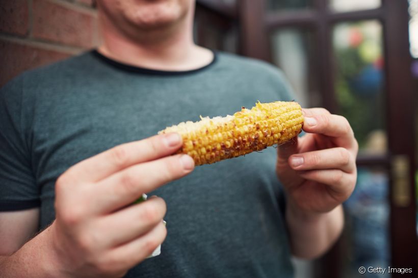 Alimentos rígidos podem quebrar dentes?