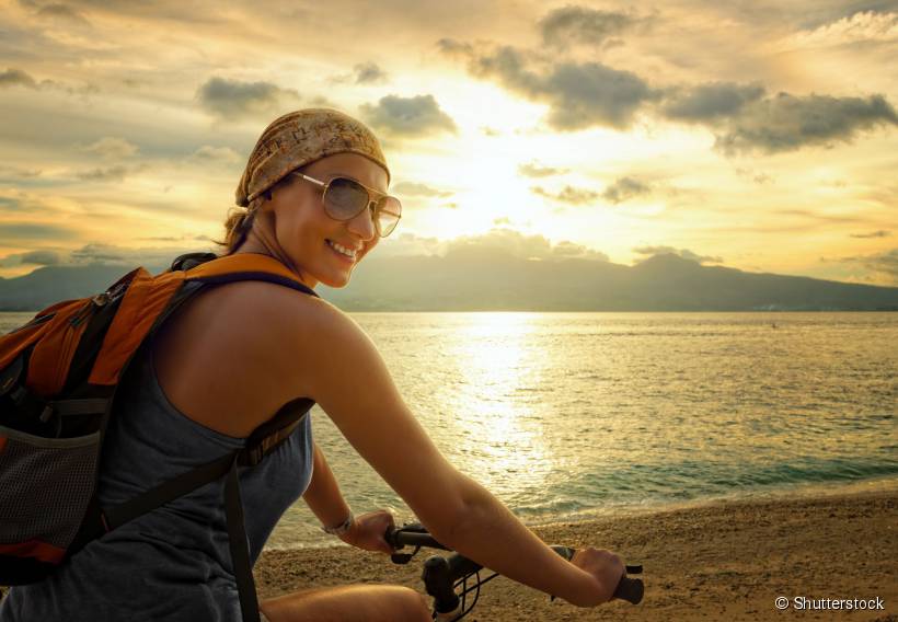 Conheça esportes ideais para praticar na praia durante o verão